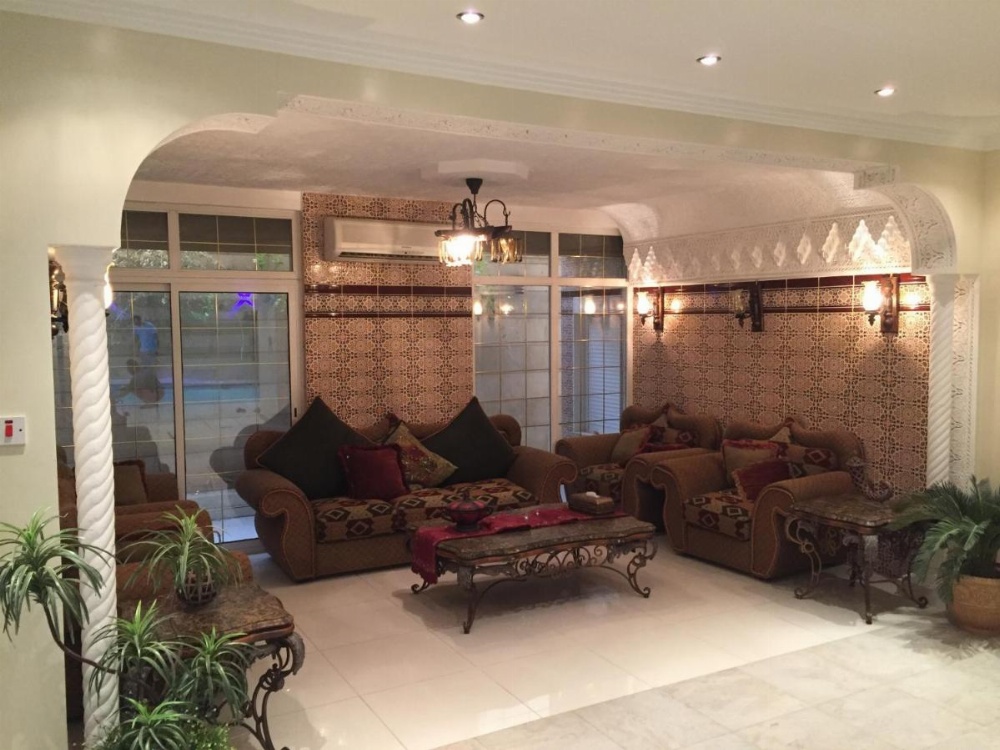 Romance Chalet Image 23